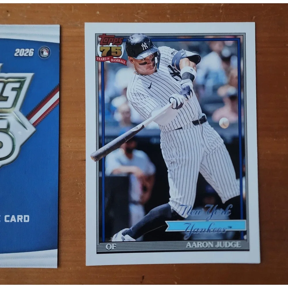 Aaron Judge New York Yankees Topps 75th Anniversary Oversized Base Card 910-2
